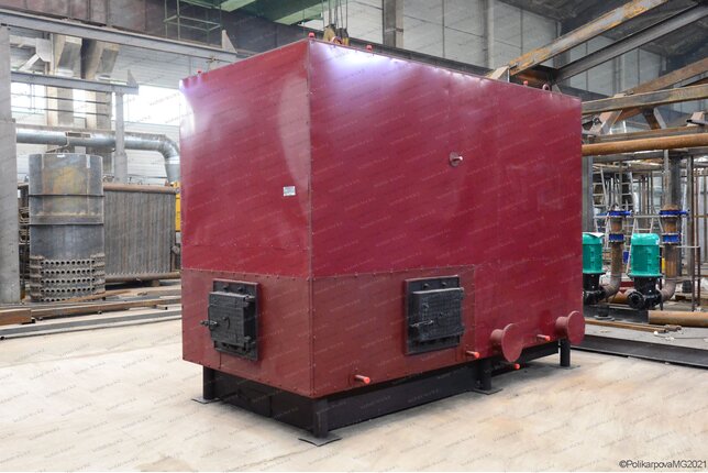 Твердотопливный котел 2.2 МВт водогрейный